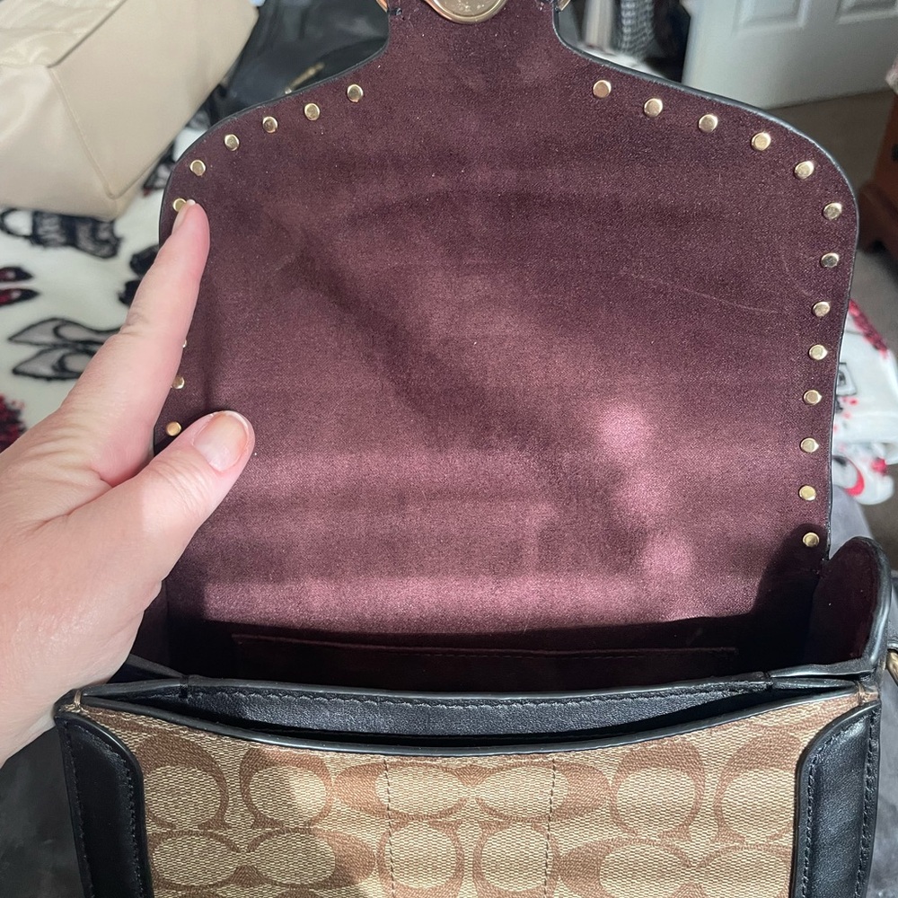 Coach Purse - Picture 4 of 6